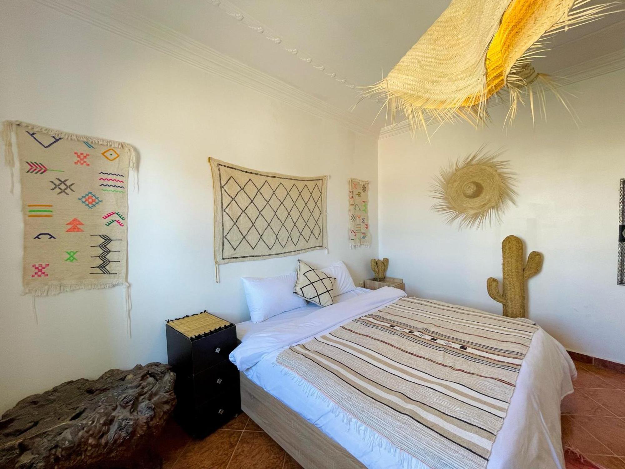 Freebirds Hostel Tamraght Ngoại thất bức ảnh